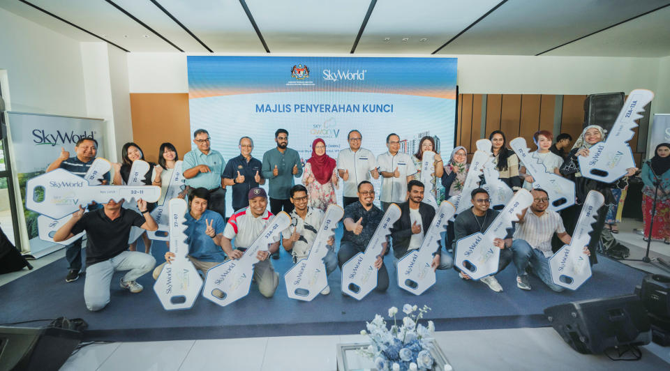 SkyWorld SkyAwani 5 Key Handover Ceremony 1