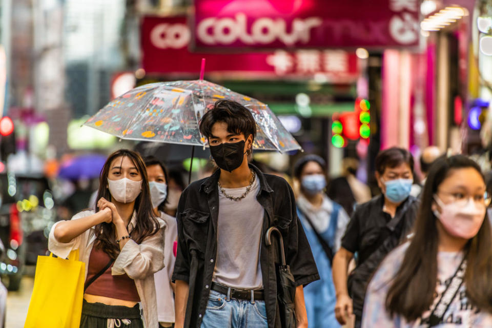 當前香港的最大特色，相信是戴口罩街景