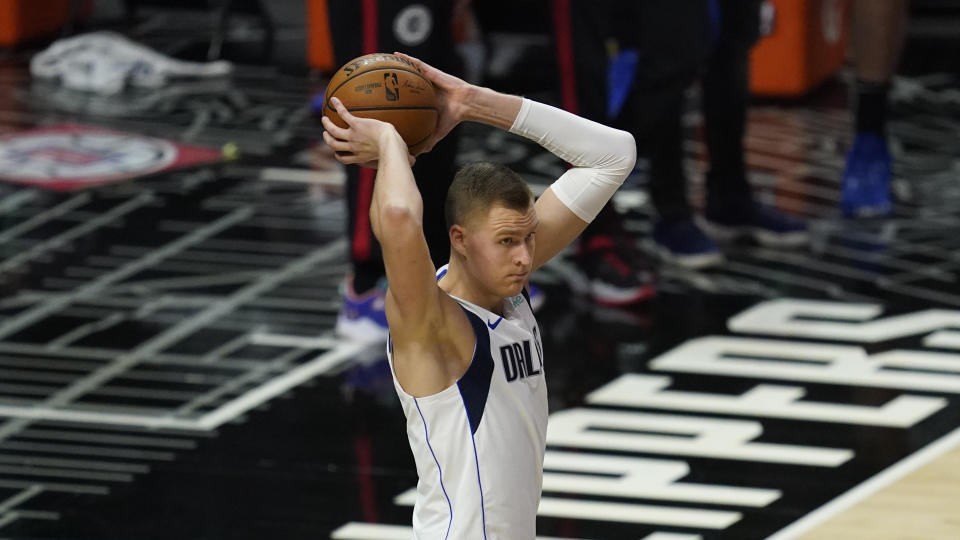 Dallas Mavericks center Kristaps Porzingis