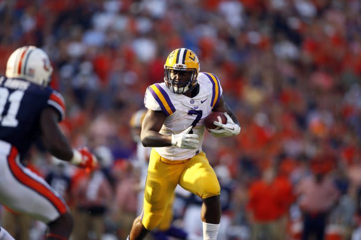 September 24, 2016; Auburn, AL; Leonard Fournette (7) runs with the football. Mandatory Credit: John Reed- USA Today Sports