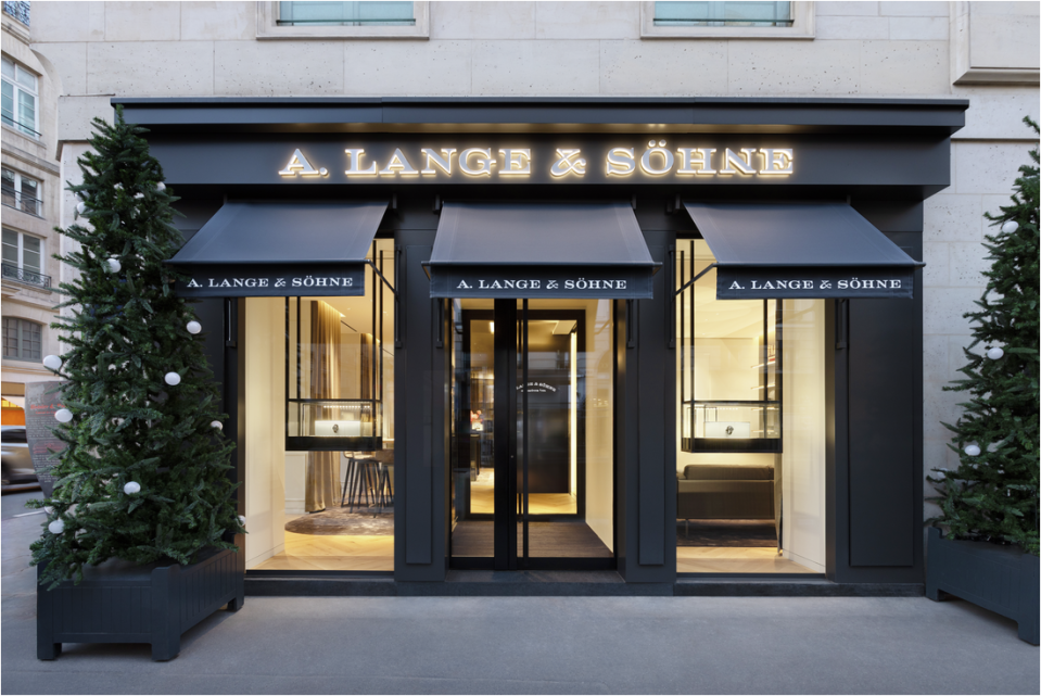 The store on Rue de la Paix.