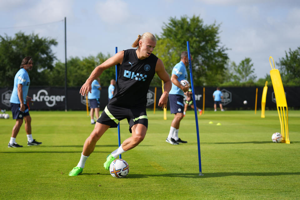 HOUSTON, TEXAS - JULY 18: Erling Haaland of Manchester City controls the ball during the Manchester City Training Session at Houston Sports Park on July 18, 2022 in Houston, Texas. (Photo by Matt McNulty - Manchester City/Manchester City FC via Getty Images)