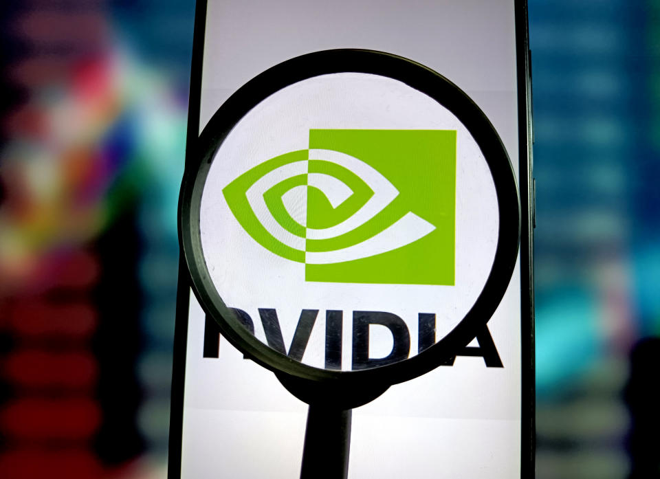 SUQIAN, ÇİN - 10 Ağustos 2023 - İllüstrasyon şirketi Nvidia, Çin'in Jiangsu Eyaleti, Suqian'da 10 Ağustos 2023'te bir gecede 52 milyar dolardan fazla piyasa değeri kaybetti.  (Resim kaynağı CFOTO/Future Publishing via Getty Images şeklinde olmalıdır)