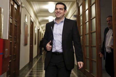 Greek Prime Minister Alexis Tsipras arrives for a cabinet meeting at the parliament building in Athens April 30, 2015. REUTERS/Alkis Konstantinidis