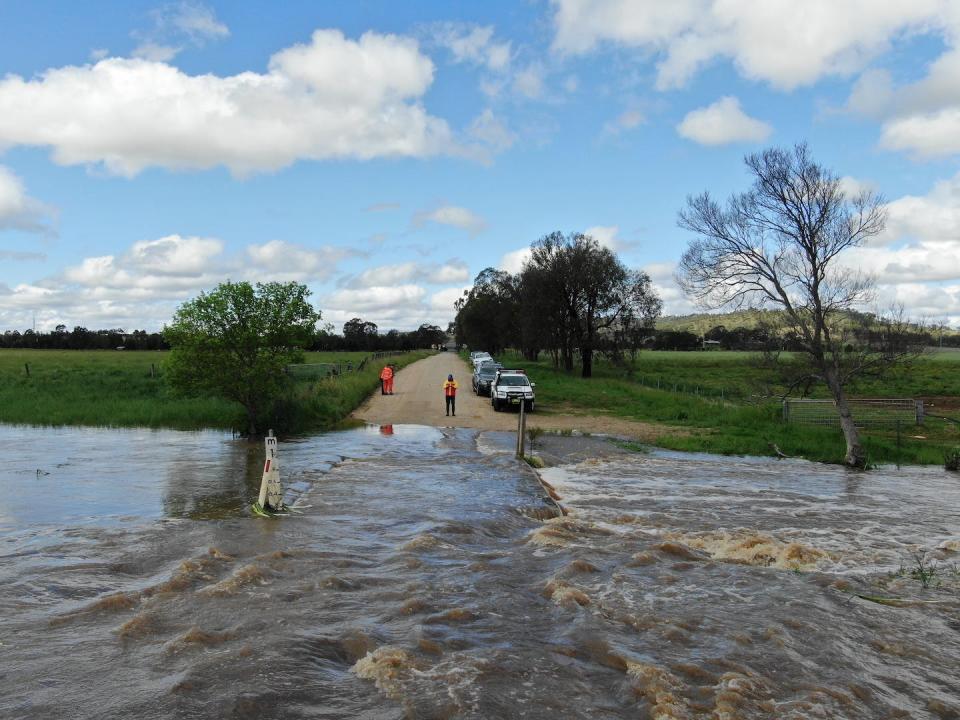 Disruption by floods to the road connection to Aberdeen, Hunter Valley. NSW Surf Lifesaving, Author provided
