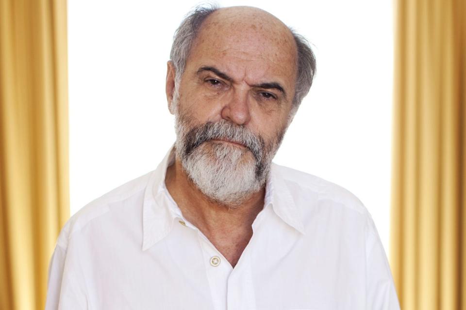 Leon Ichaso