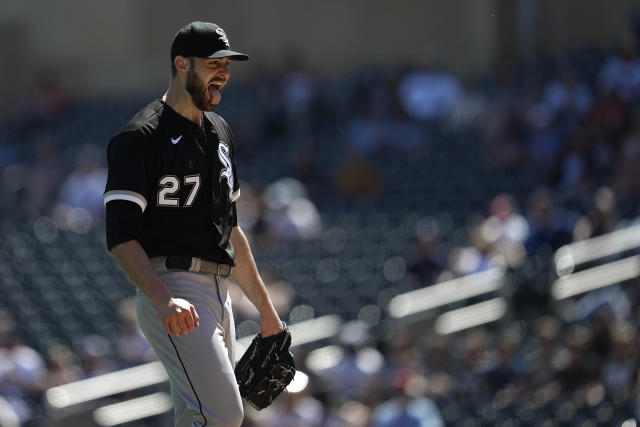 Twins beat White Sox 4-3 in 10 innings on throwing error