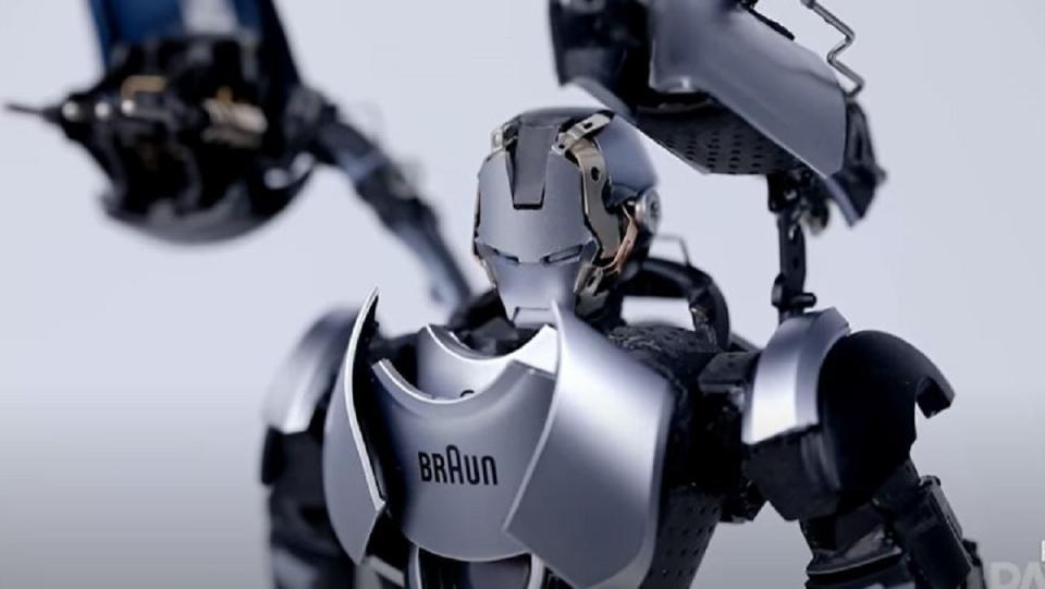 A YouTuber transformed this Braun shaver into a replica on Marvel's War Machine.