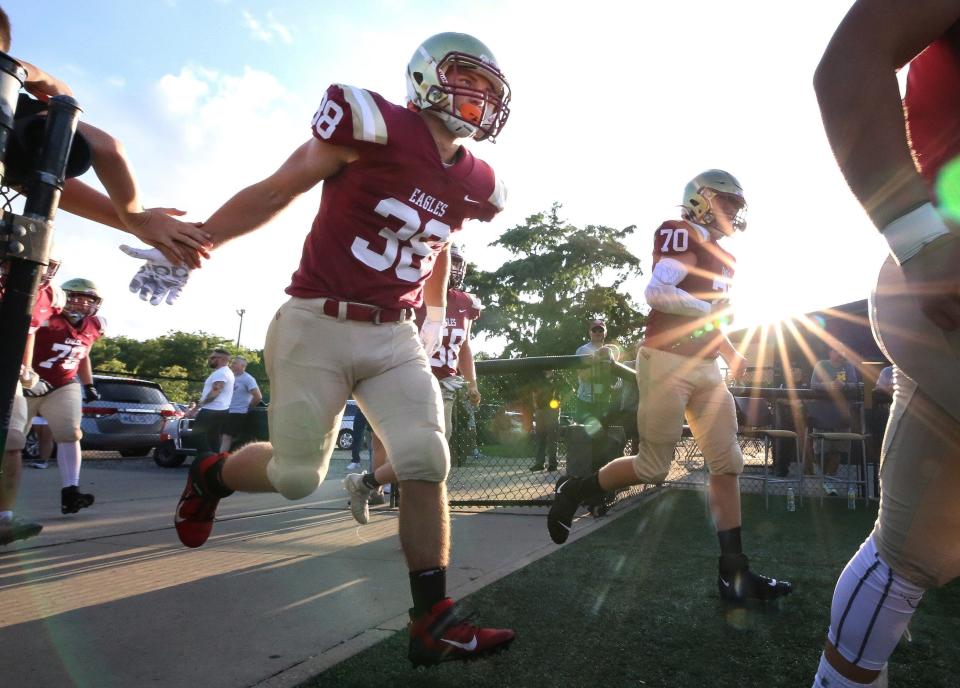 Which Columbus-area high school has the best football uniform? The Dispatch's high school sports staff voted, and Watterson finished as No. 1.