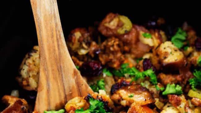 slow cooker sausage herb stuffing