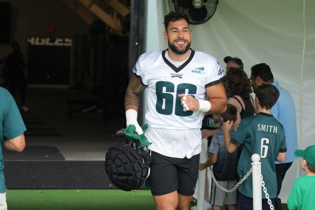 Eagles' 31-year-old defensive end project decides to retire