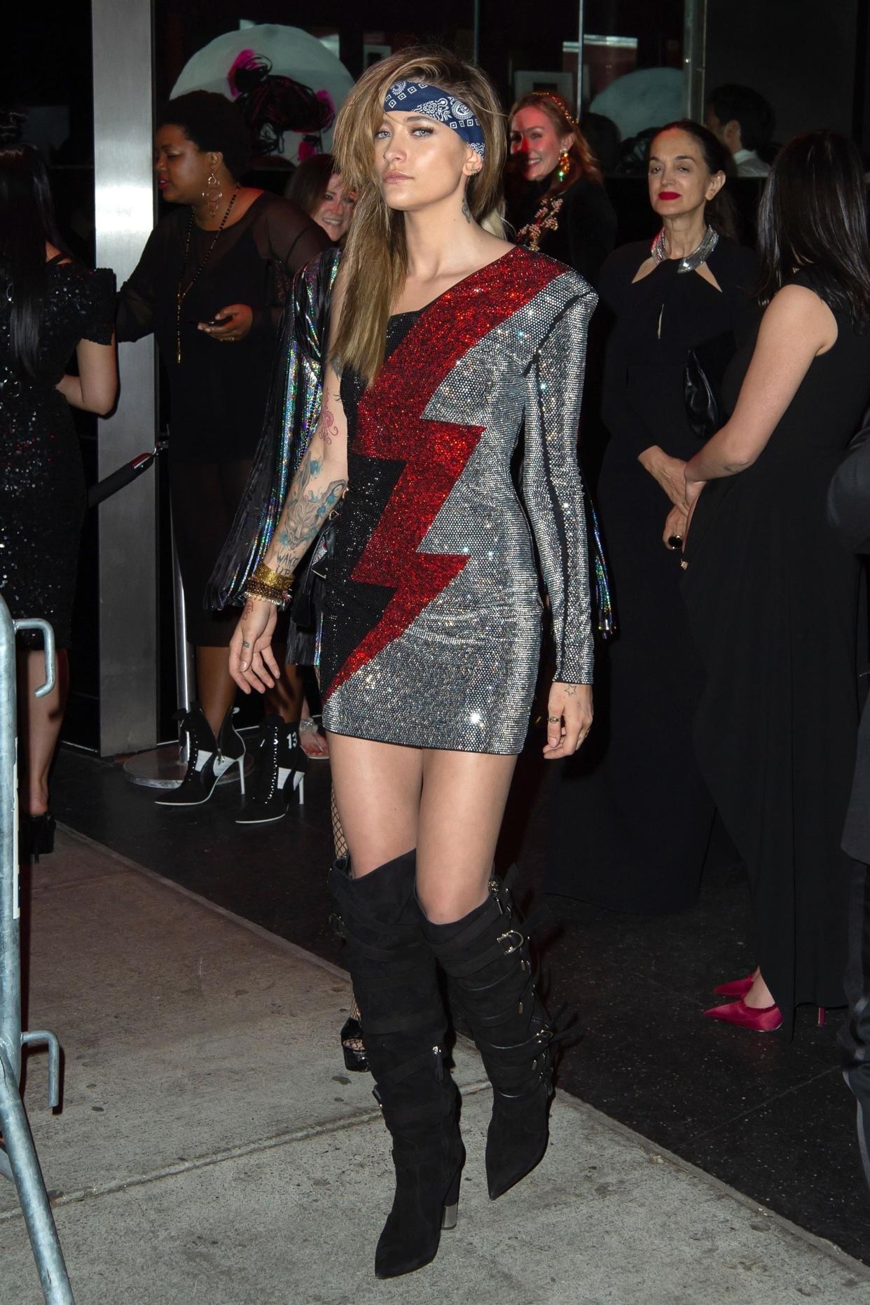 Paris Jackson looks amazing rocking a sequin lightning bolt dress as she leaves the Standard Hotel MET Gala afterparty in New York City. (Photo: Splash News)