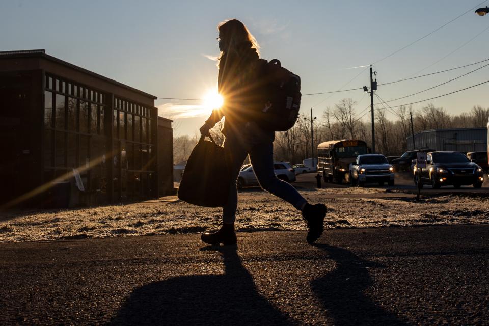 Students arrive on the morning classes resume at Dawson Springs Independent Schools for the first time since December's tornado. Jan. 18, 2022