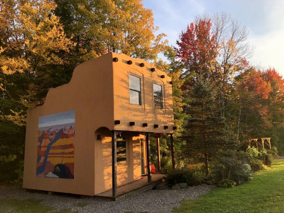 Adobe Cottage (Vermont)