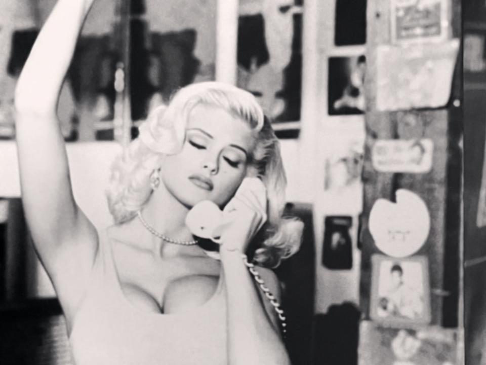 Anna Nicole Smith.