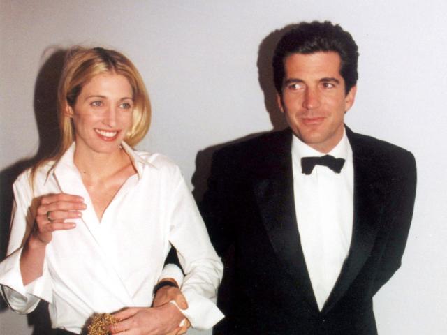 The Reason Behind John F. Kennedy Jr. and Carolyn Bessette's Public  Screaming Match