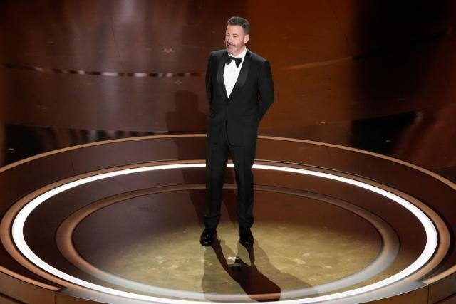 Oscar Host Jimmy Kimmel Says He Ignored Advice Not To Read Trump Post