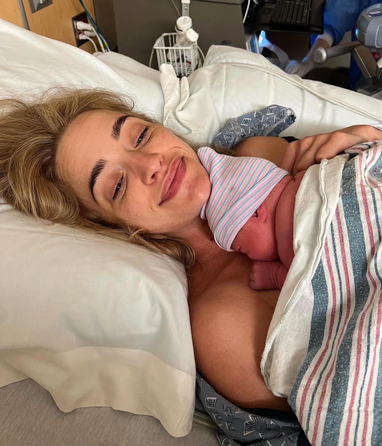 Ginny-and-Georgia-s-Brianne-Howey-and-Husband-Matt-Ziering-Welcome-1st-Baby--1st-Photo-555