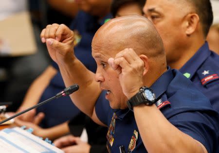 Philippine National Police chief Director-General Ronald dela Rosa testifies regarding people killed during a crackdown on illegal drugs during a Senate hearing in Pasay, Metro Manila, Philippines August 23, 2016. REUTERS/Erik De Castro