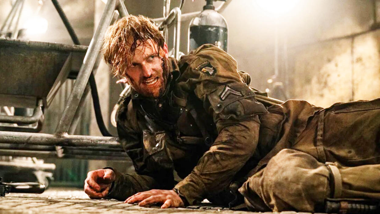 Wyatt Russell as Corporal Ford in Overlord movie (2018). 