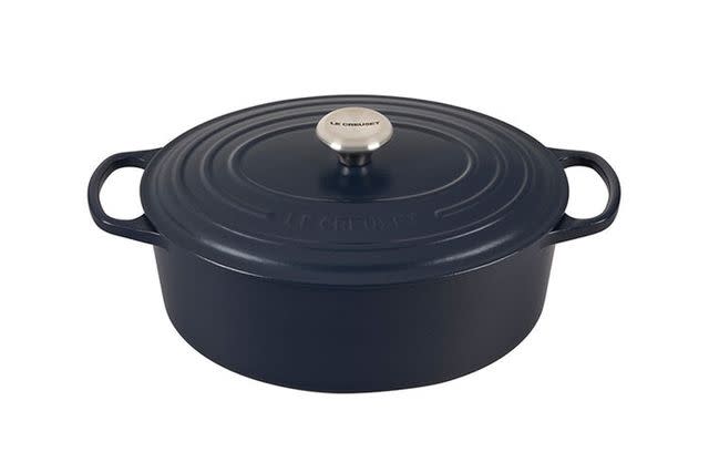 <p>Le Creuset</p>