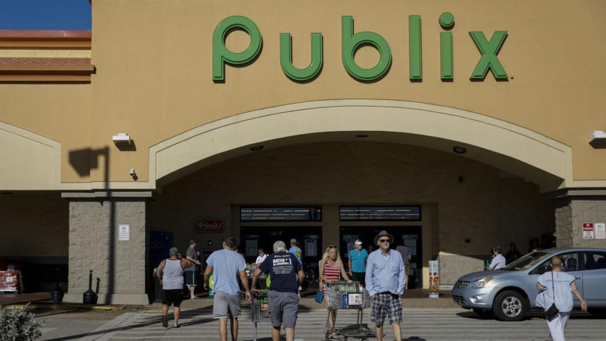 <div>Customers outside a Publix grocery store in Cape Coral, Florida, US, on Friday, Sept. 30, 2022. (Photographer: Eva Marie Uzcategui/Bloomberg via Getty Images)</div>