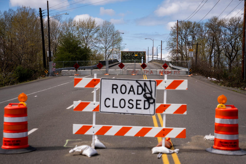 The Fishing Wars Memorial Bridge, which has been closed indefinitely since October 2023 after the Federal Highway Administration raised safety concerns, is shown March 26, 2024, in Tacoma, Wash. <span class="copyright">Lindsey Wasson—AP</span>