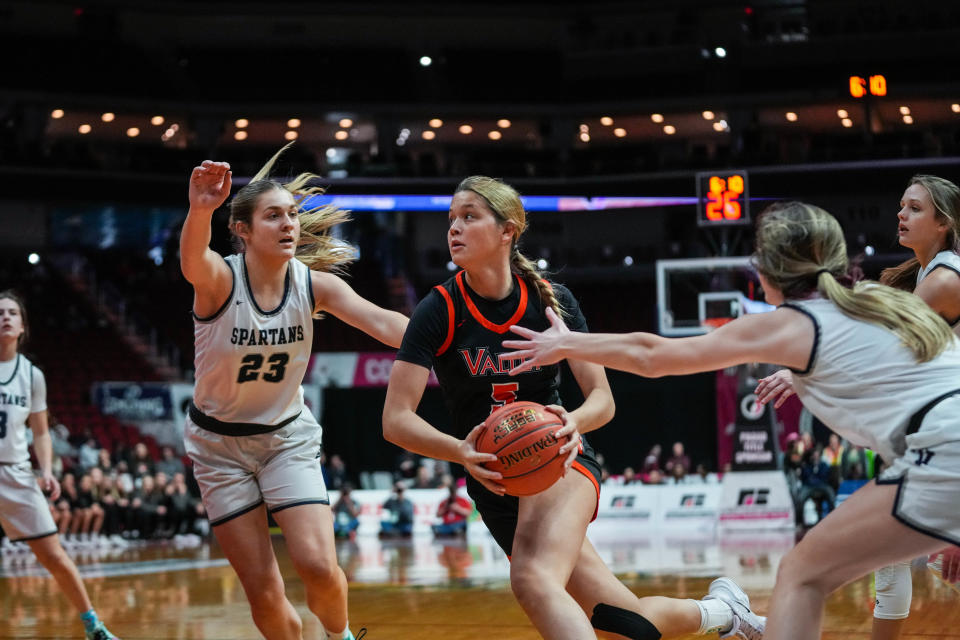 West Des Moines Valley forward Elise Jaeger drives to the basket against Pleasant Valley last season.