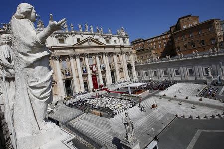 General view of St.Peter's square in the Vatican City, May 17, 2015. REUTERS/Tony Gentile