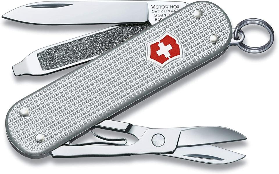 Victorinox Swiss Army Classic SD Pocket Knife. Image via Amazon.