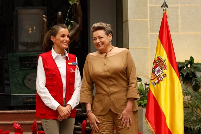 La reina Letizia en Guatemala con la primera dama del país