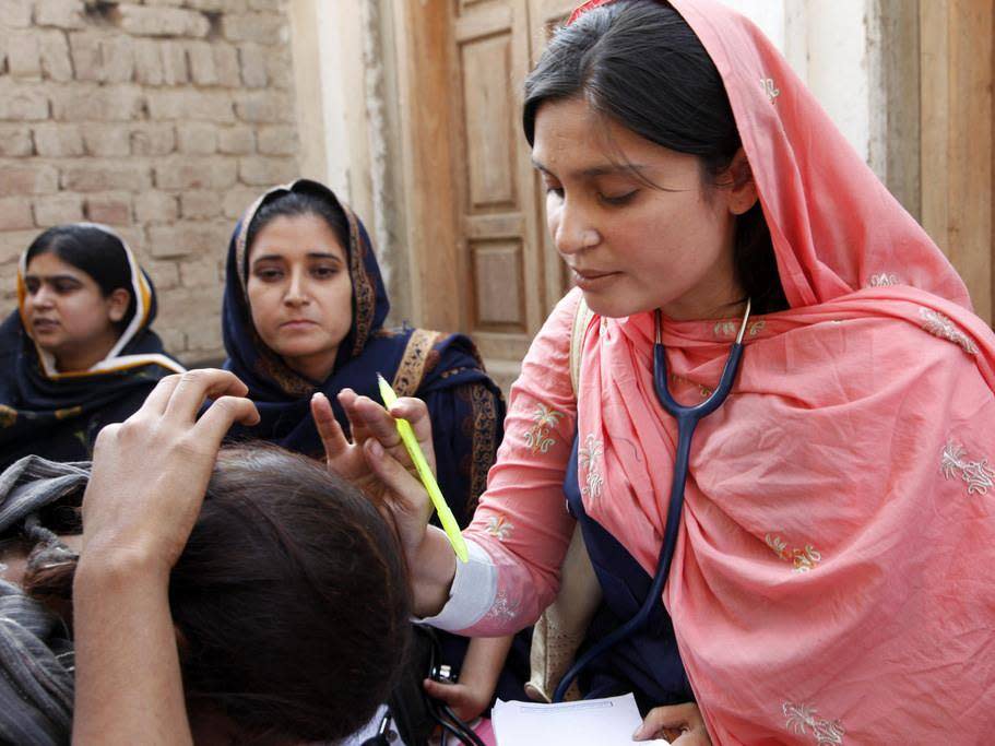 Polio eradication needs willing volunteers (Department for International Development/Flickr)