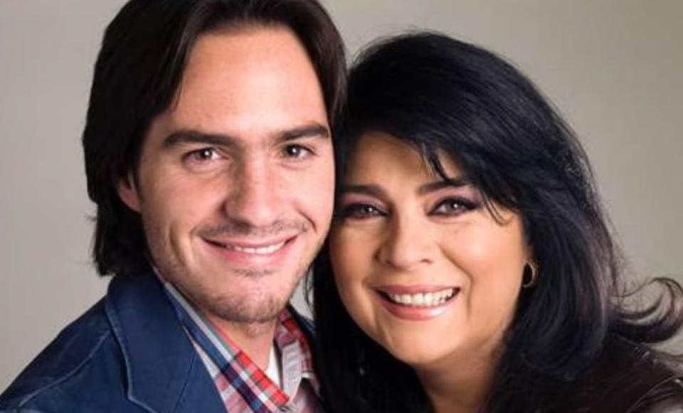 Mauricio Ochman y Victoria Ruffo / Agencia México 