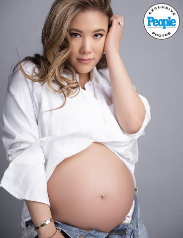 <p>Colton Haynes</p> Ally Maki, 26 weeks pregnant, reveals her baby bump!