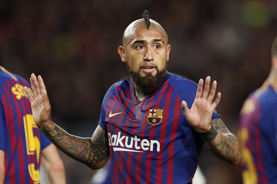 Arturo Vidal of FC Barcelona during the UEFA Champions League semi final match between FC Barcelona and Liverpool FC at Camp Nou on May 01, 2019 in Barcelona, Spain(Photo by VI Images via Getty Images)