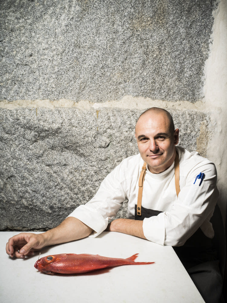 Alfonso Castellano, todo un experto en pescados y mariscos. Foto: El Señor Martín.