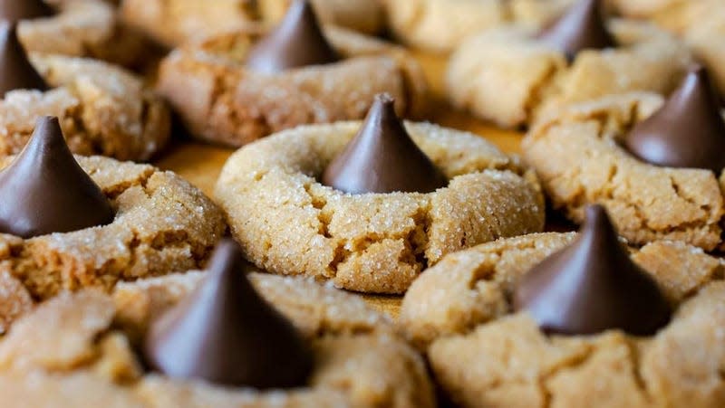 Peanut Butter Blossom Cookies