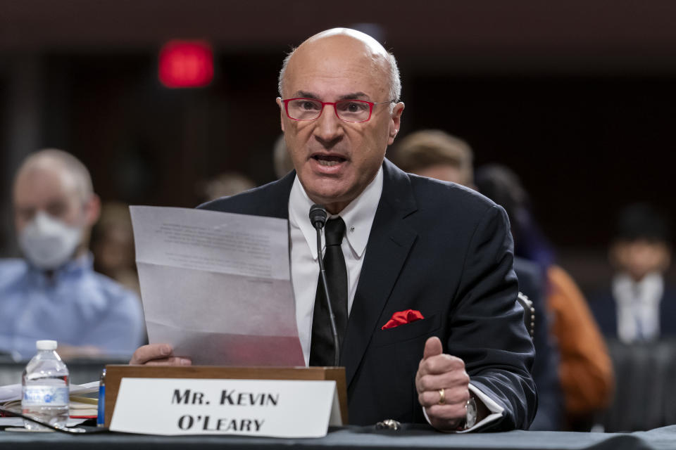 Investor and star of "Shark Tank" Kevin O'Leary, testifies before the Senate Banking Committee about cryptocurrency and the collapse of FTX, at the Capitol in Washington, Wednesday, Dec. 14, 2022. (AP Photo/J. Scott Applewhite)