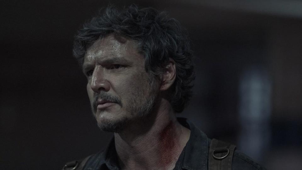 Pedro Pascal's Joel with blood on his neck on The Last of Us