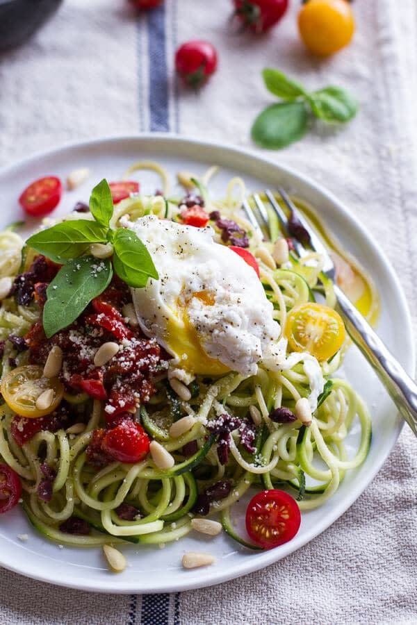 10) Zucchini Noodles with Poached Eggs and Tomatoes