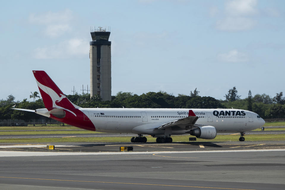 澳洲航空（Qantas Airways）旗下一架空中巴士（Airbus）在接近伯斯（Perth）時遇到問題。（資料照／Photo by Kevin Carter/Getty Images）