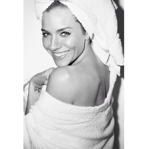 Sienna Miller, Towel Series 59