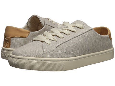 Get it at <a href="https://www.zappos.com/p/soludos-ibiza-linen-lace-up-sneaker-light-gray/product/9044868/color/2950" target="_blank">Zappos</a>.