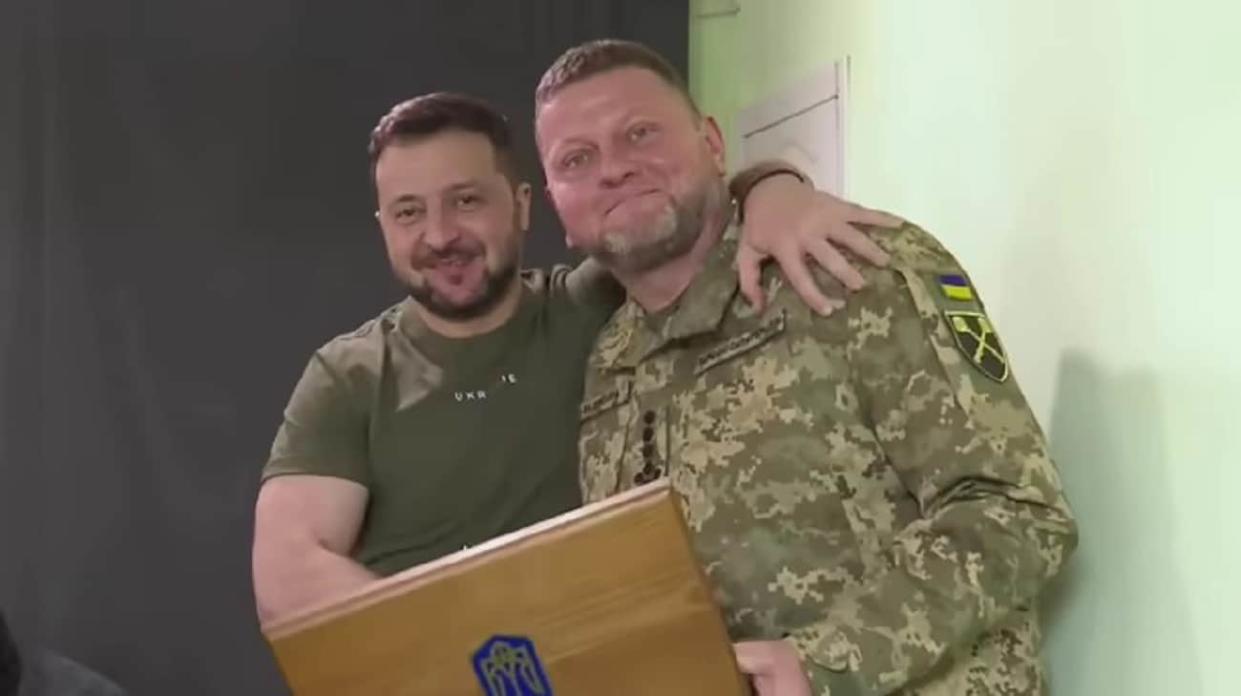 Zelenskyy and Zaluzhnyi. Screenshot: video of the Office of the President
