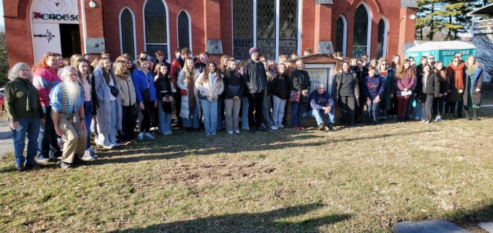 Students from a Welsh-language school in Llanrug in northwest Wales visit Delta in southeastern York County last weekend.