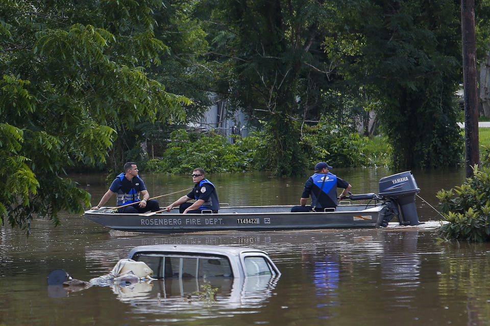 Swollen river feeds Texas flooding