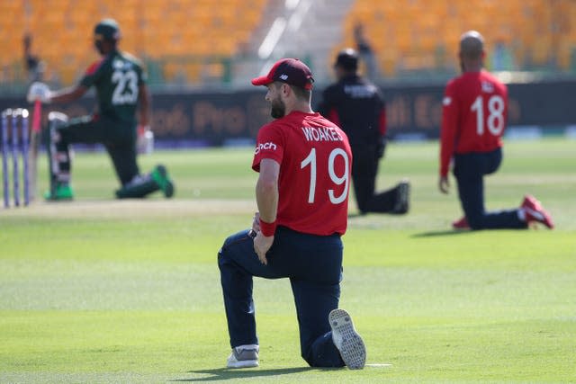 England and Bangladesh took the knee before their match (Aijaz Rahi/AP/PA)