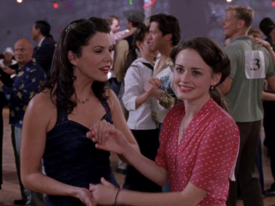 rory and loreli season 3 dance competition 