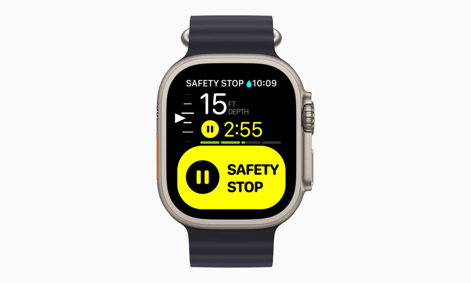 <p>Apple Watch Ultra</p>
