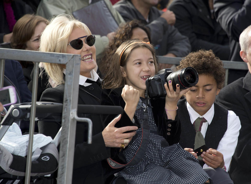 Hugh Jackman family (Robyn Beck / AFP via Getty Images)